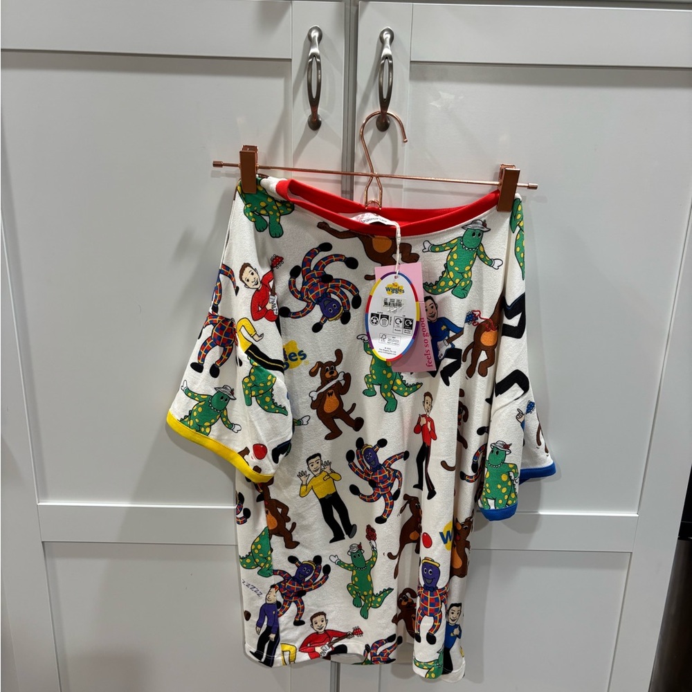 NWT - The Wiggles PJ Set - Picture 2 of 8
